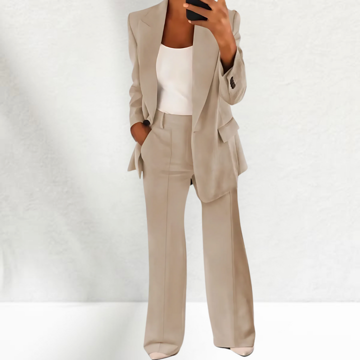 Jewel | Elegante Traje de Dos Piezas