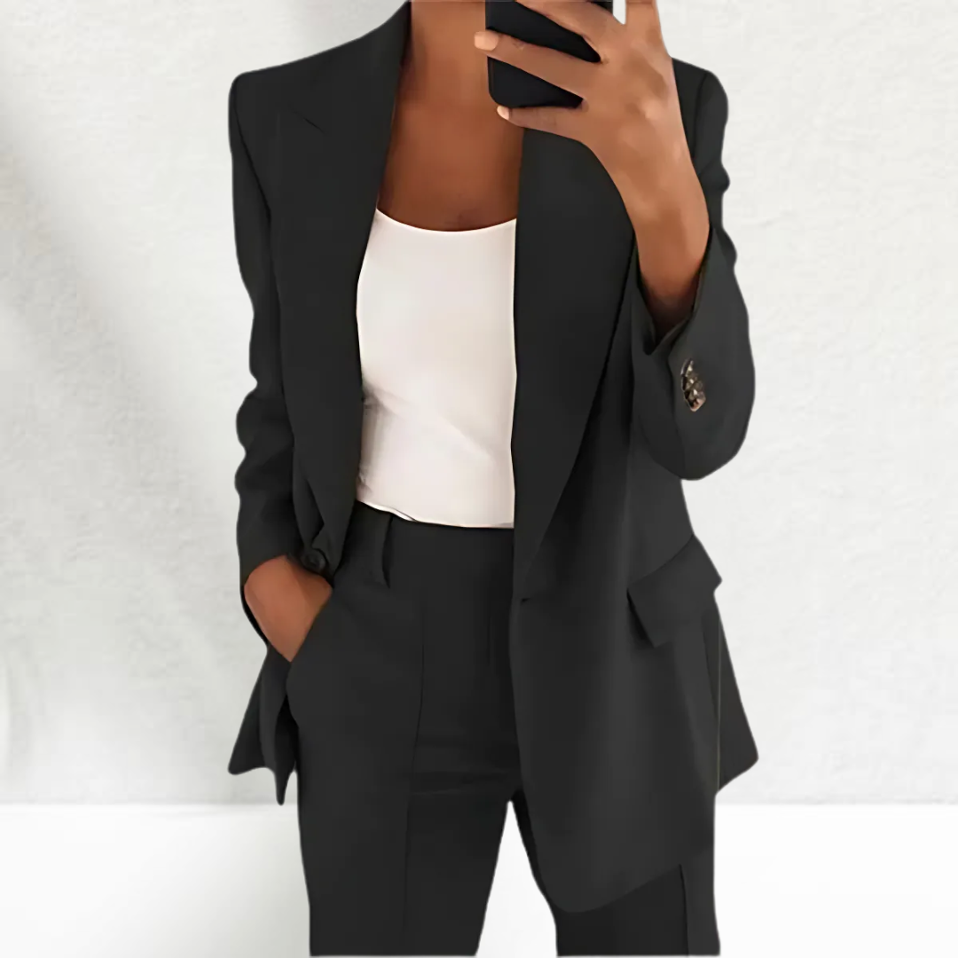 Jewel | Elegante Traje de Dos Piezas